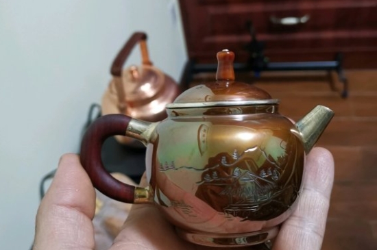 常見的七大材質(zhì)的茶具優(yōu)缺點(diǎn)，用什么材質(zhì)的茶具泡茶最好？