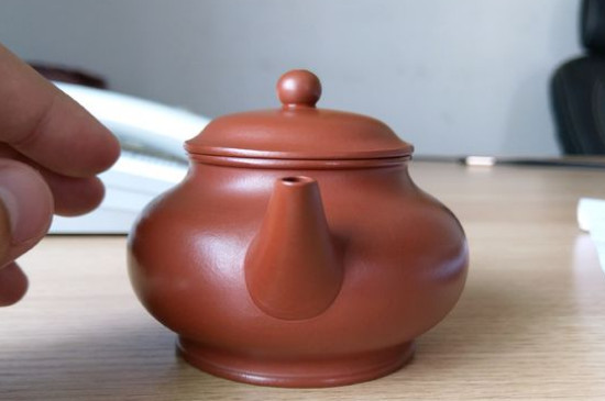 大紅袍和朱泥哪個(gè)好，為什么不能買(mǎi)大紅袍壺