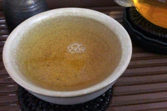 怎么鑒別建盞化學(xué)釉，真假建盞的對(duì)比與辨別