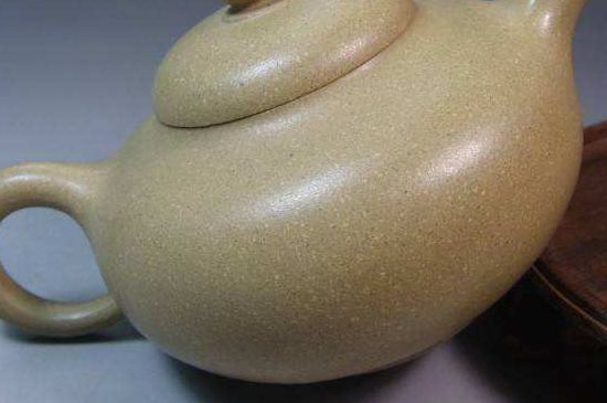 一把真正的本山綠泥壺最低多少錢(qián)，什么價(jià)格能買(mǎi)到本山綠泥紫砂壺？