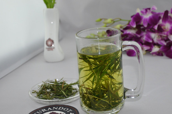 竹葉青茶泡不立起來(lái)怎么回事，竹葉青茶怎么泡立起來(lái)