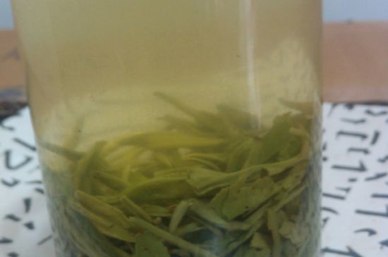 碧螺春為什么泡水渾濁，碧螺春茶葉泡水感覺(jué)很臟是混濁的