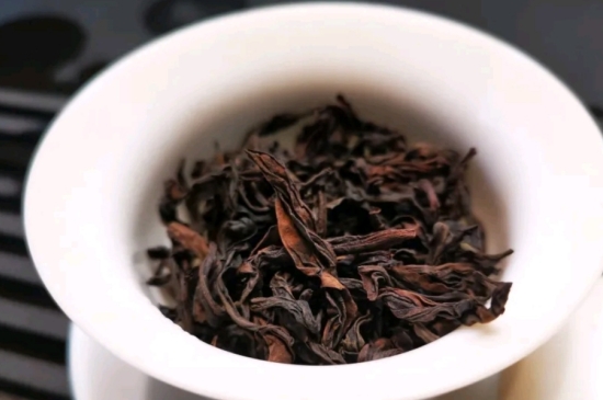 長期喝巖茶會上火嗎？巖茶這樣喝了容易上火！