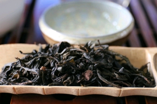 長期喝巖茶會上火嗎？巖茶這樣喝了容易上火！