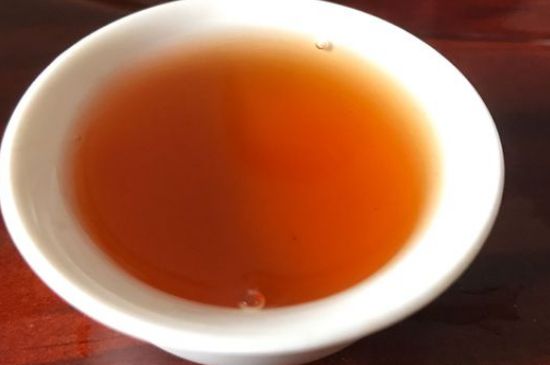 正山小種喝起來苦澀有點酸對嗎，正山小種發(fā)酸有害嗎