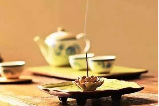 綠茶碧螺春怎么泡簡易步驟，沖泡碧螺春的十二步驟口訣