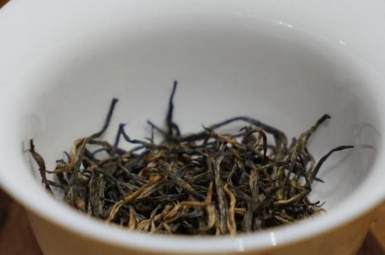 怎樣鑒別金駿眉的好壞，金駿眉紅茶的鑒別方法