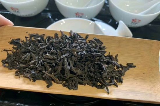 200一斤的茶葉算不算好，兩百一斤買的是中低檔茶
