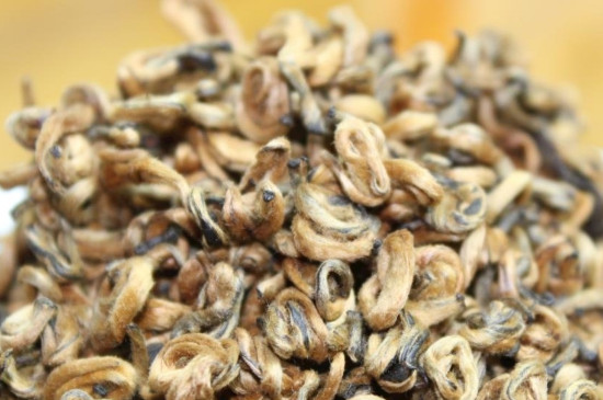 茶葉可以放冰箱嗎，茶需要放冰箱保存嗎