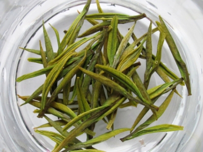 安吉白茶的功效與作用，簡單概括安吉白茶功效